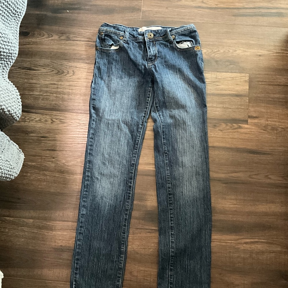 Low rise, jeans